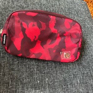 Lululemon New Year Everywhere Bag